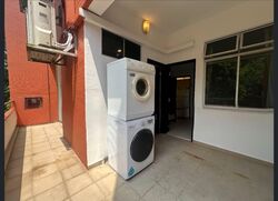 Watten Estate Condominium (D11), Condominium #557975971